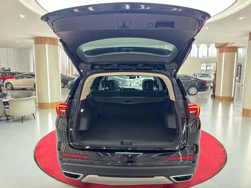 Buick Envision Plus — фото 9