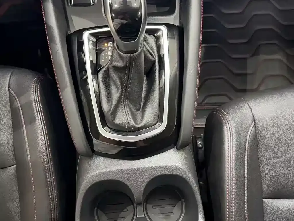 Nissan Qashqai 2023 из CN, фото 3