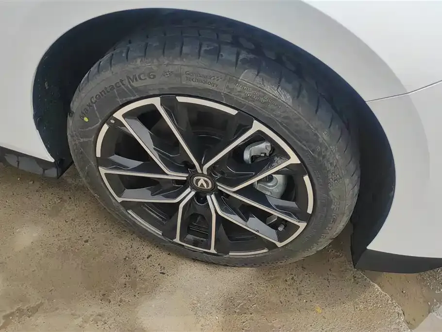 Changan UNI-V iDD 2025 из CN, фото 10
