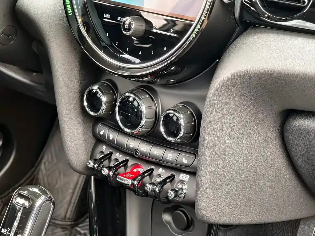 MINI Cooper (3-door) 2023 из CN, фото 7