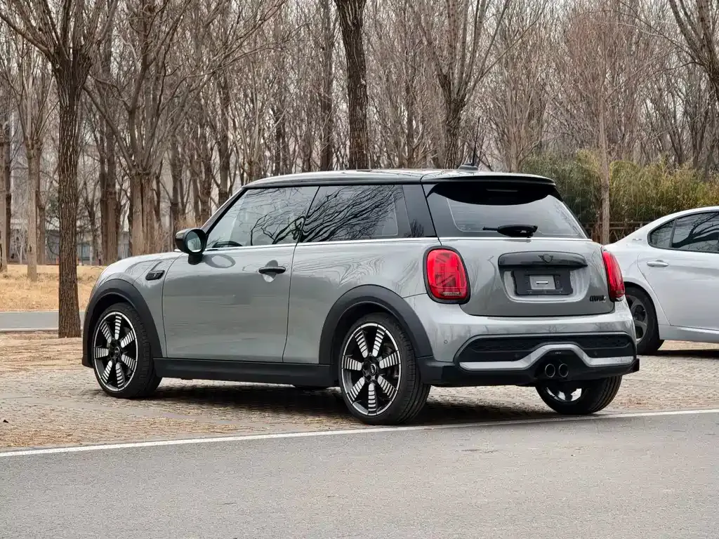 MINI Cooper (3-door) 2023 из CN, фото 9