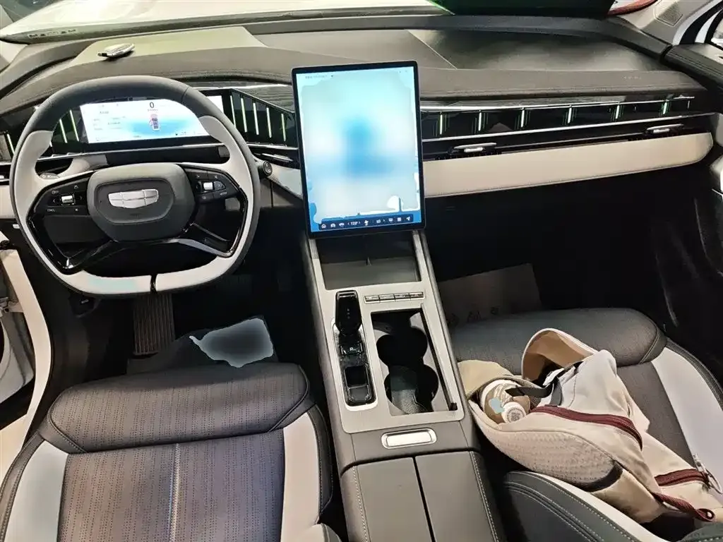 Geely Boyue L 2025 из CN, фото 7