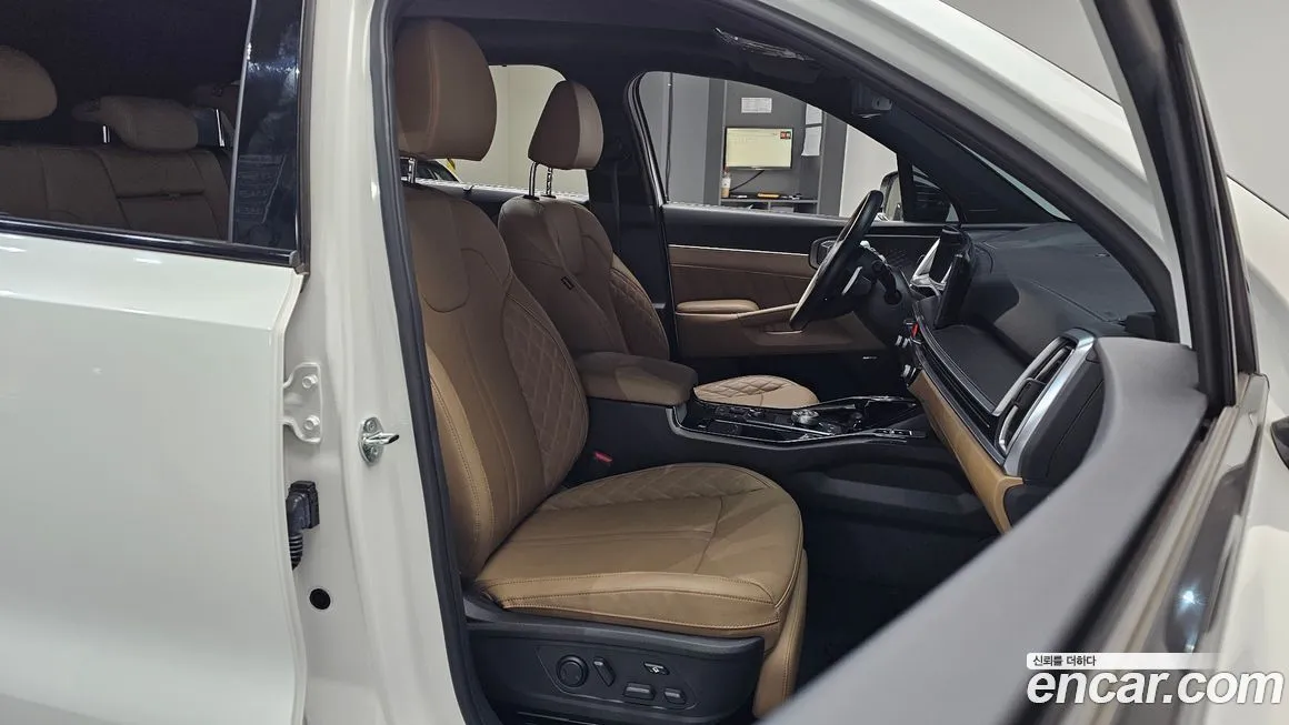 Kia Sorento — фото 6