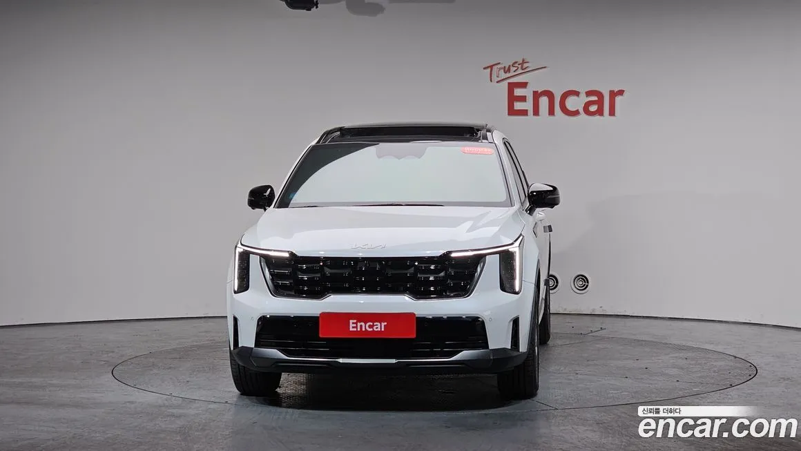 Kia Sorento — фото 7