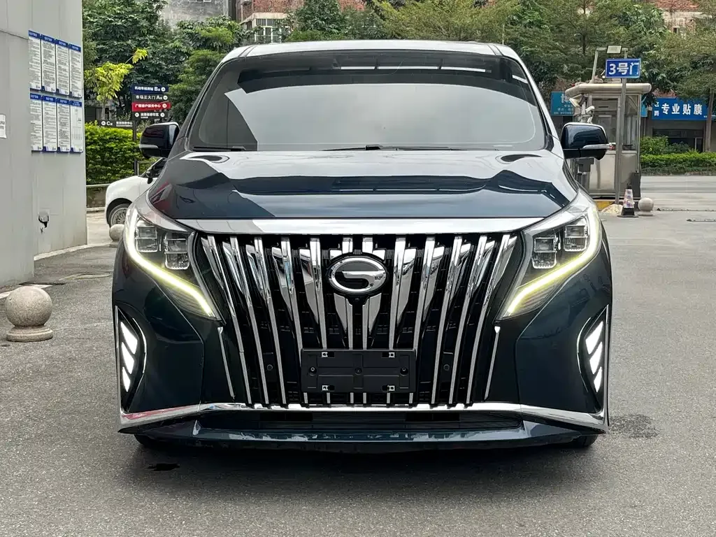 GAC Motor Trumpchi M8 — фото 8