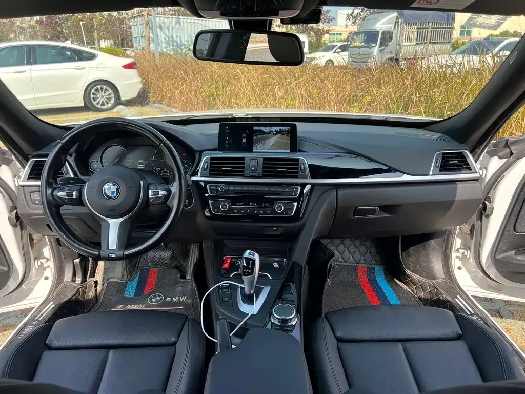 BMW 3 Series GT — фото 8