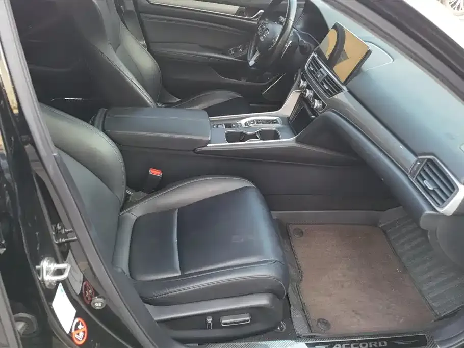 Honda Accord — фото 5