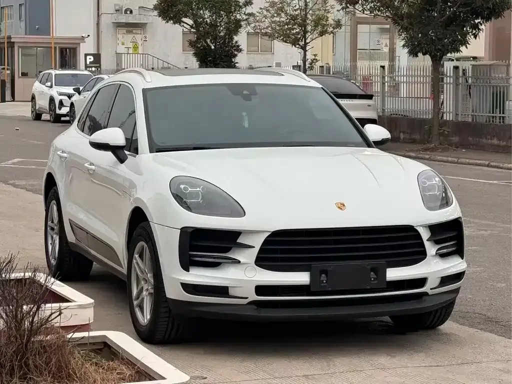 Porsche Macan — фото 9