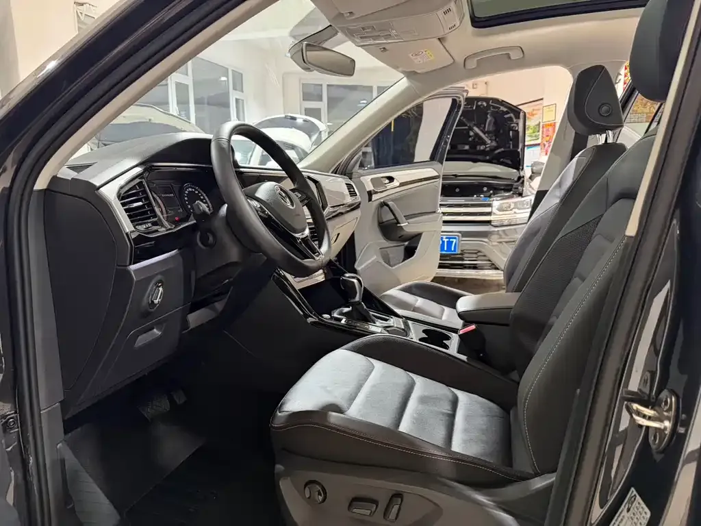 Volkswagen Tayron 2021 из CN, фото 3