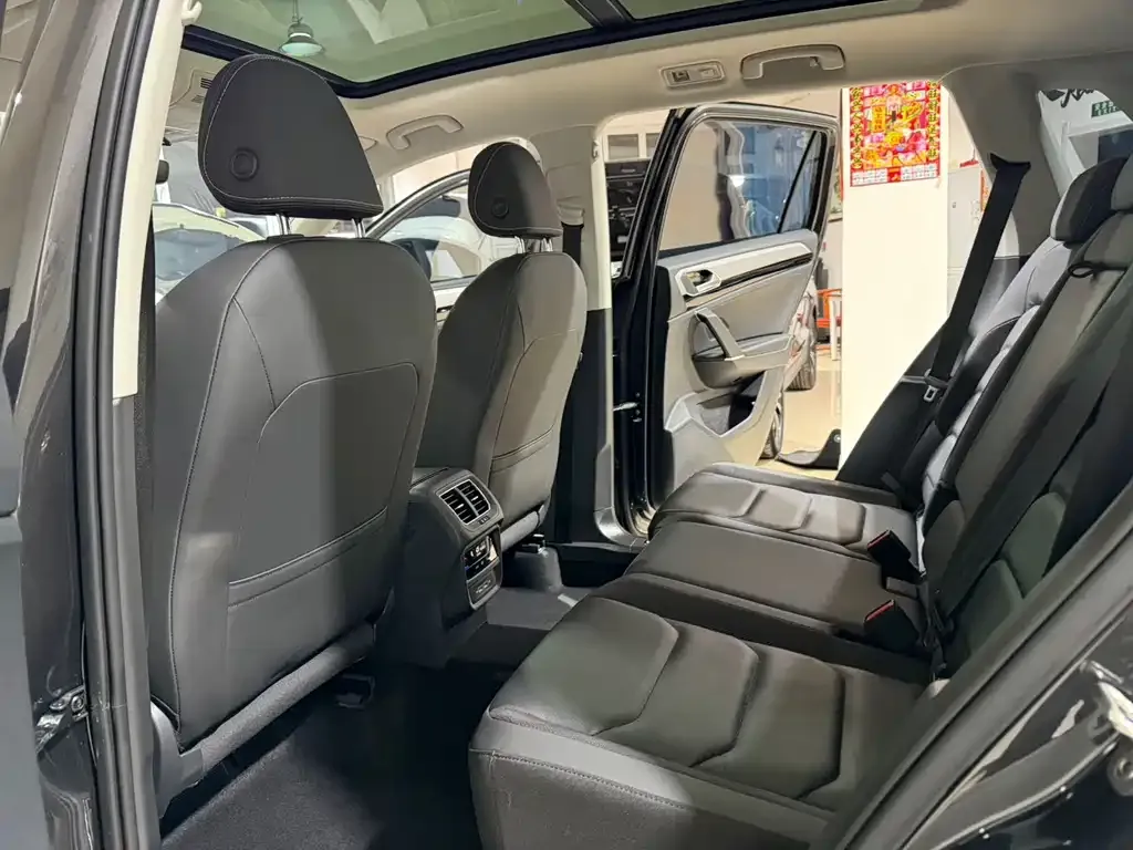 Volkswagen Tayron 2021 из CN, фото 6