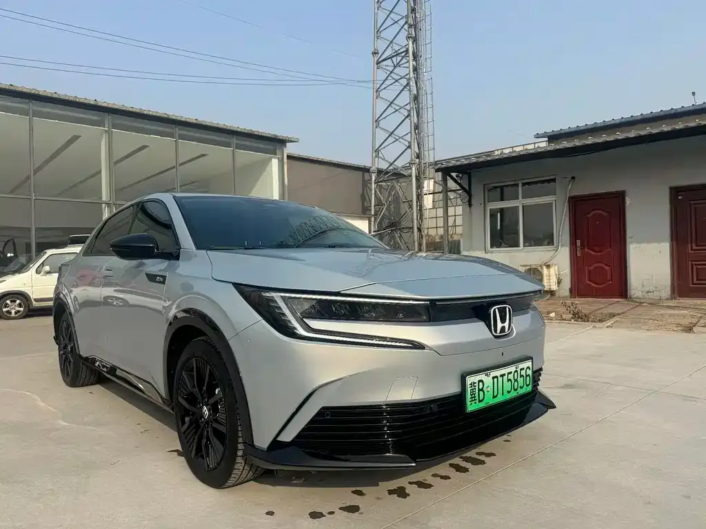 Honda e:NP2 2024 из CN, фото 9
