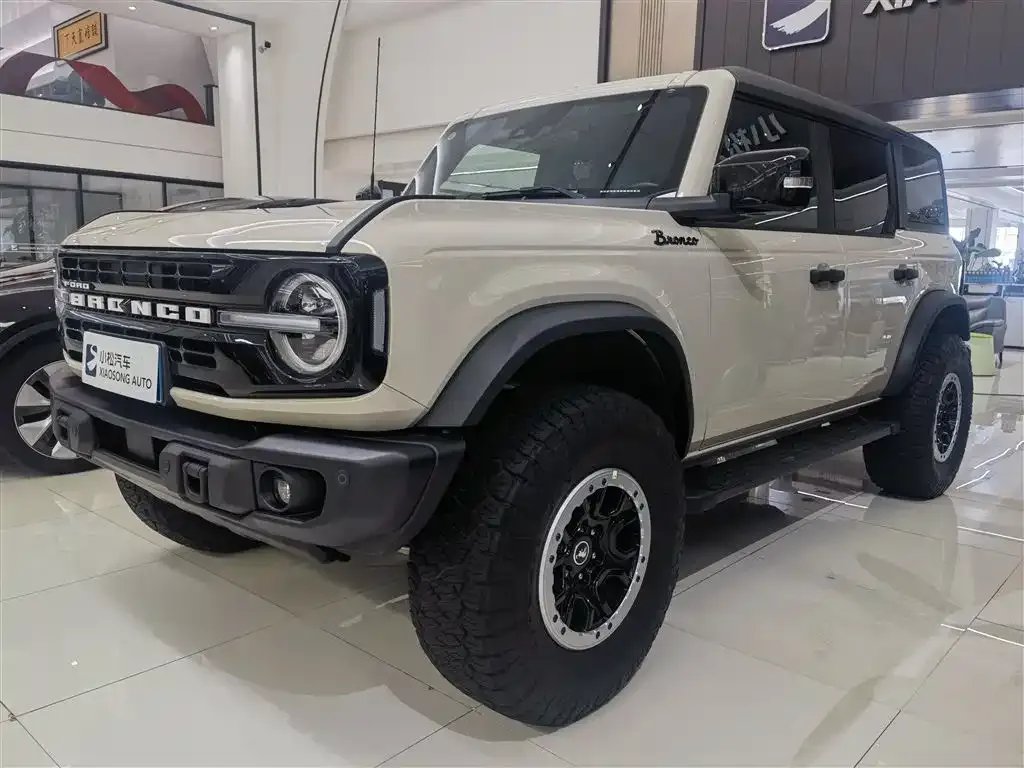 Ford Bronco 2025 из CN, фото 1