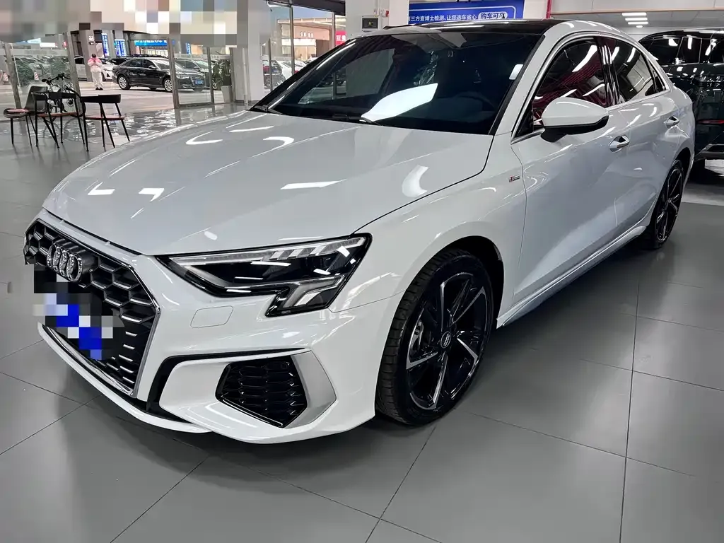 Audi A3 2021 из CN, фото 1