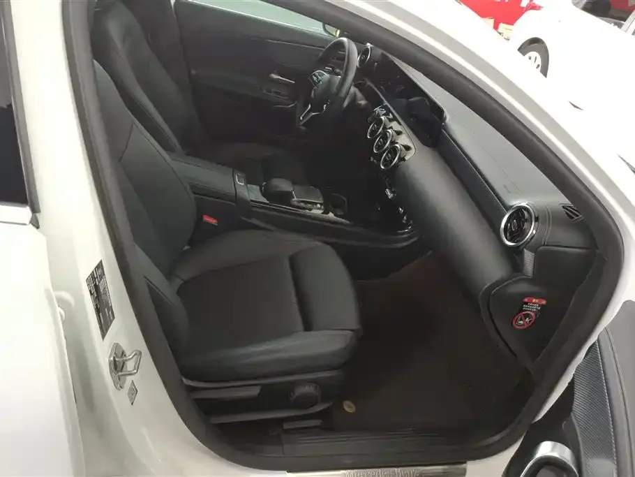 Mercedes-Benz A-Class 2021 из CN, фото 4