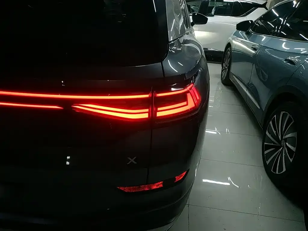Volkswagen ID.6 X 2022 из CN, фото 2