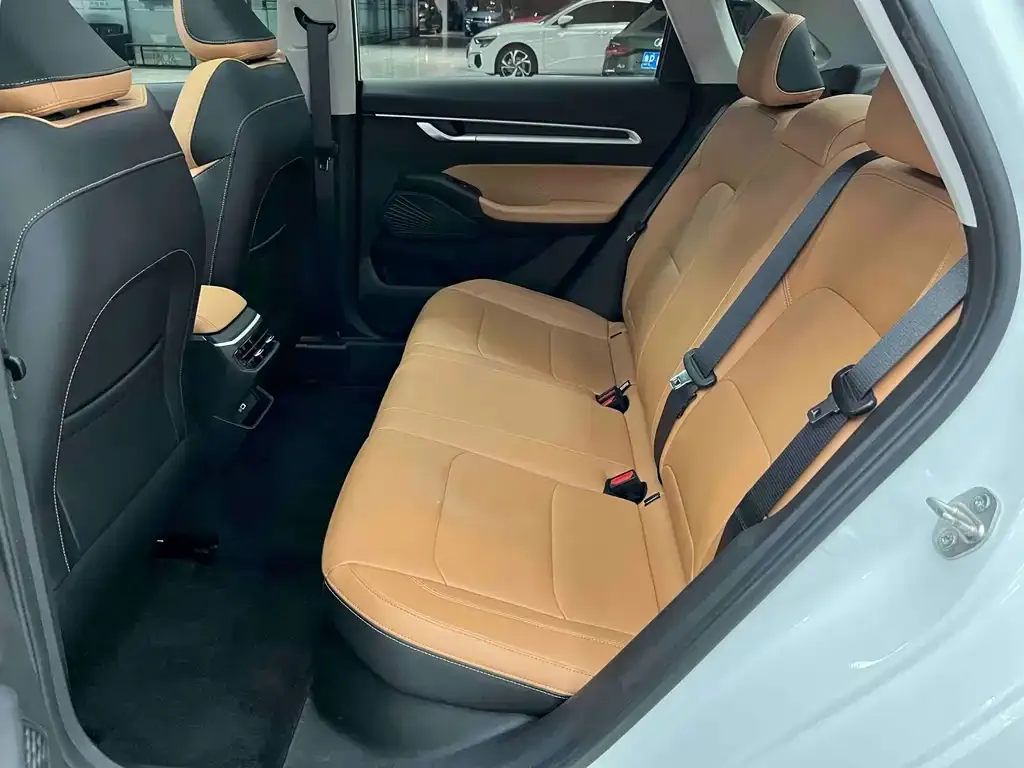 Geely Emgrand 2024 из CN, фото 3