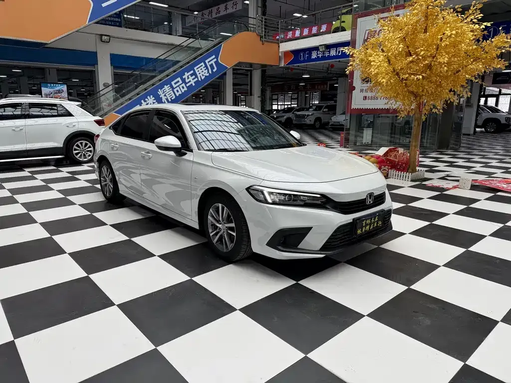 Honda Civic 2023 из CN, фото 2