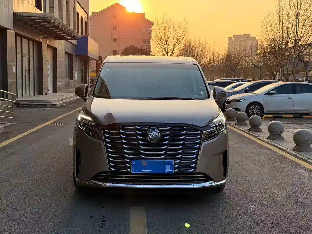 Buick GL8 2024 из CN, фото 4