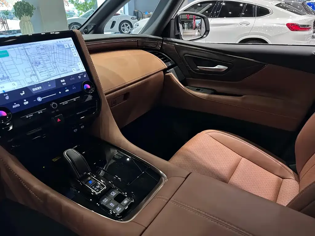 Toyota Vellfire 2024 из CN, фото 3