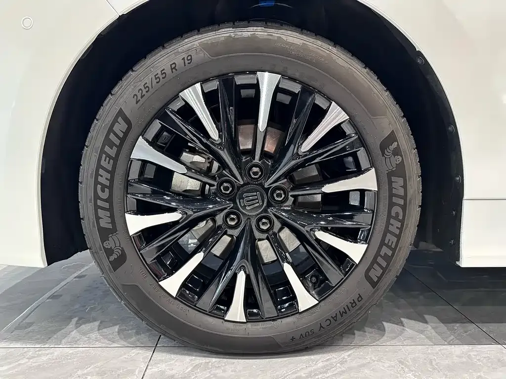 Toyota Vellfire 2024 из CN, фото 7