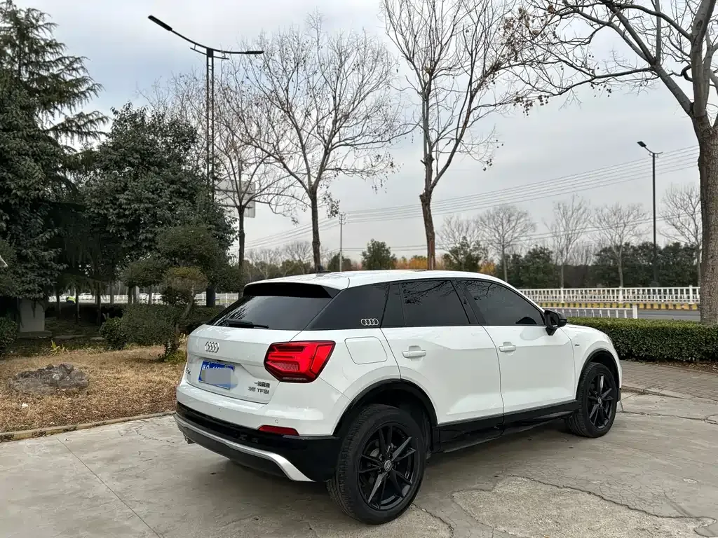 Audi Q2L 2021 из CN, фото 10