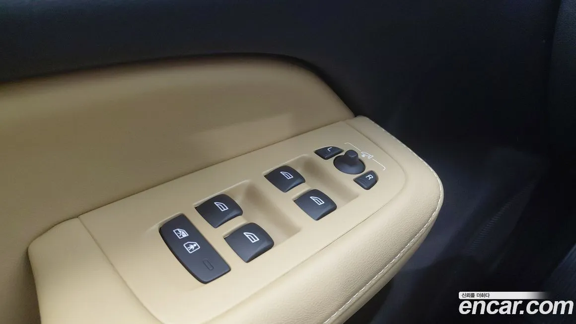 Volvo V60 2024 из KR, фото 8