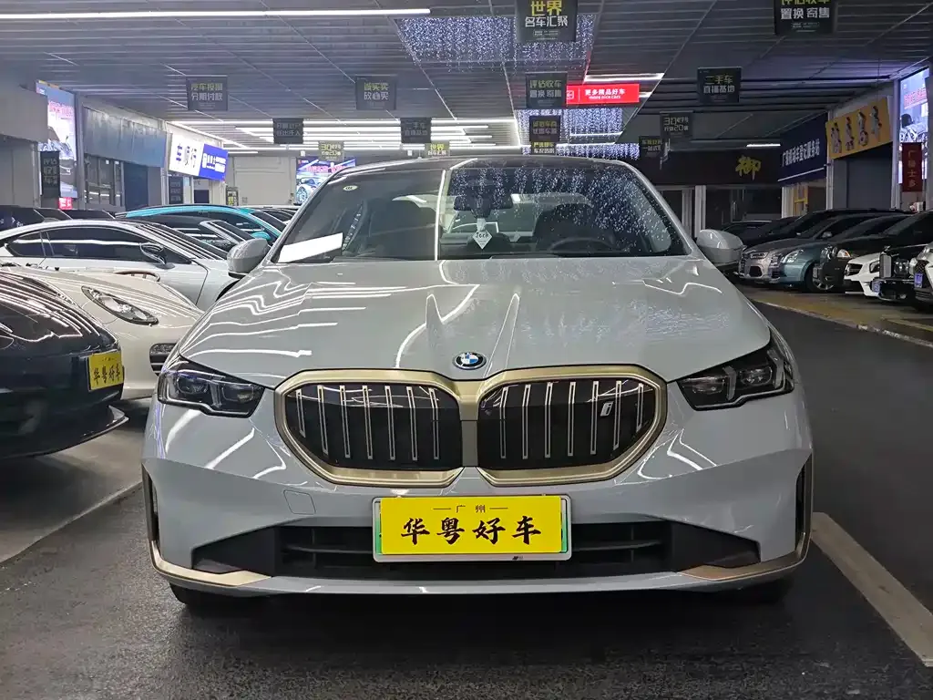 BMW i5 — фото 7