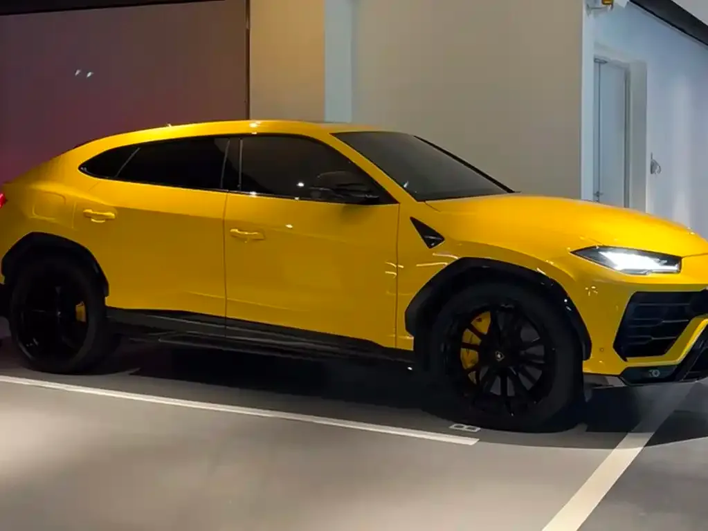 Lamborghini Urus 2021 из CN, фото 2