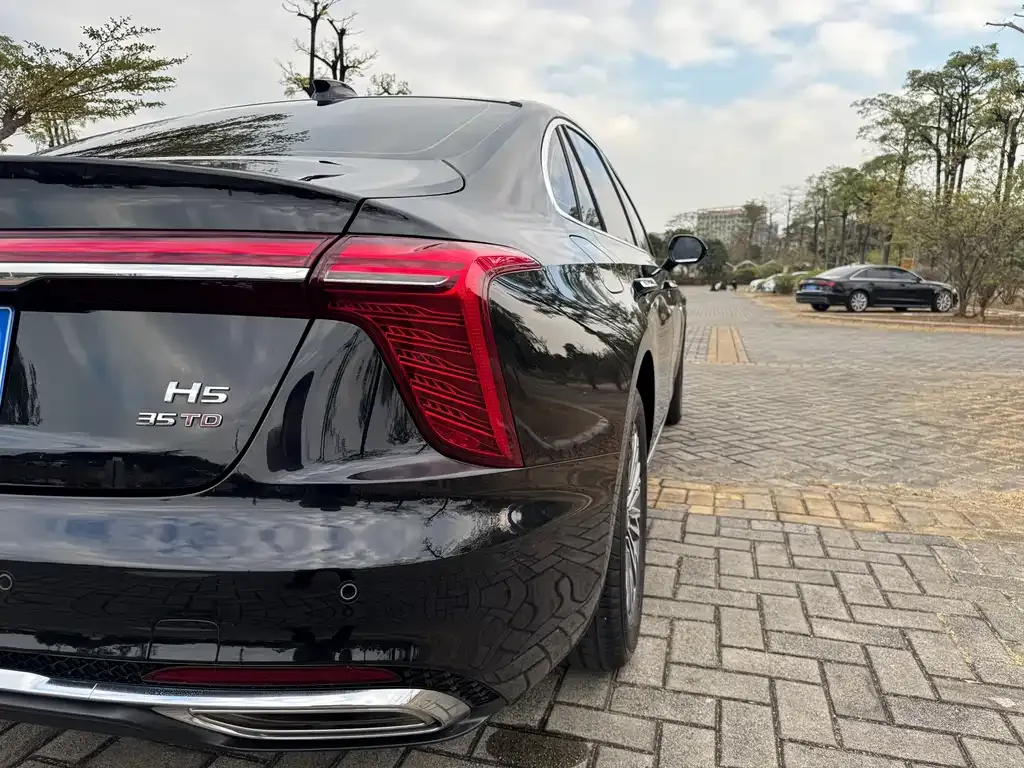 Hongqi H5 2025 из CN, фото 3