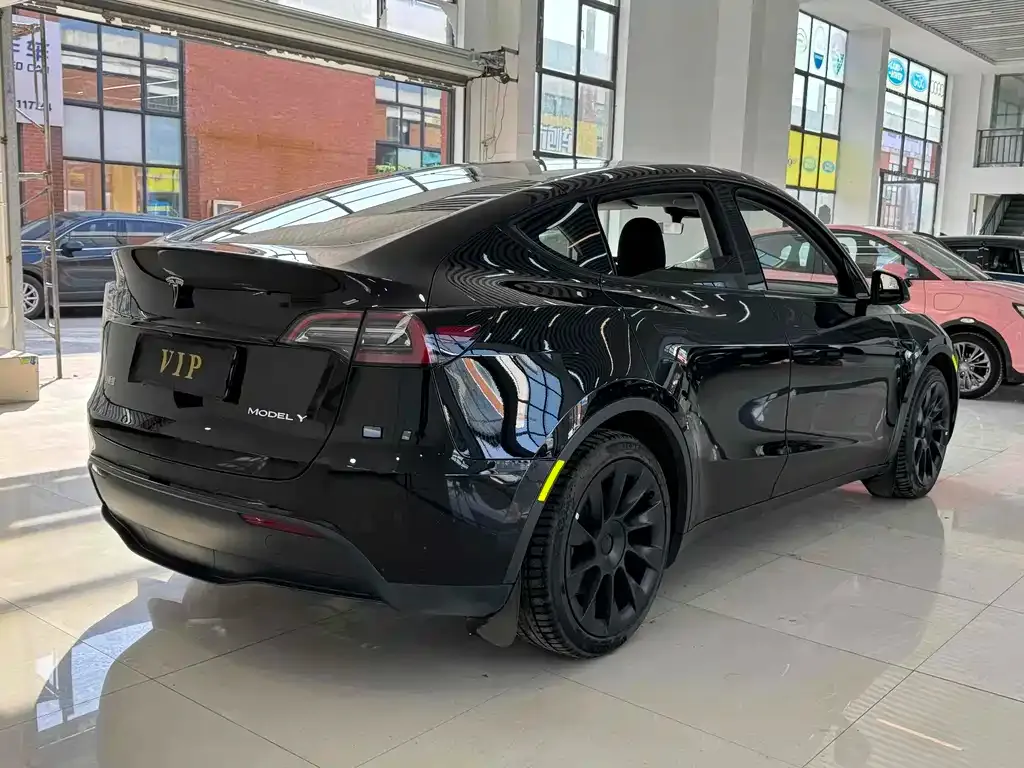Tesla Model Y 2022 из CN, фото 8