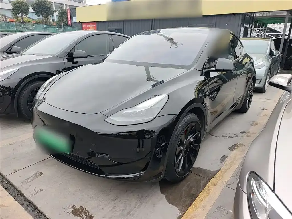 Tesla Model Y 2023 из CN, фото 1