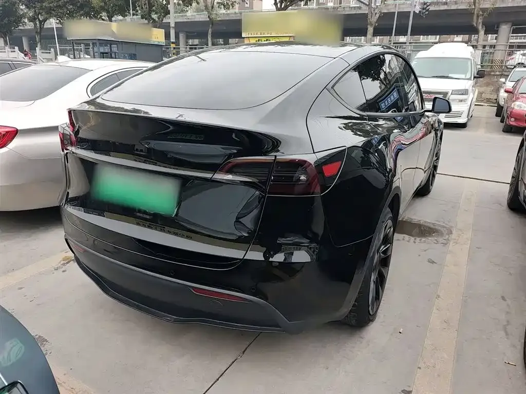 Tesla Model Y 2023 из CN, фото 7