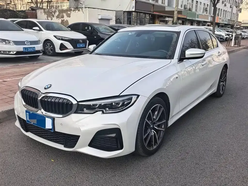 BMW 3 Series — фото 1