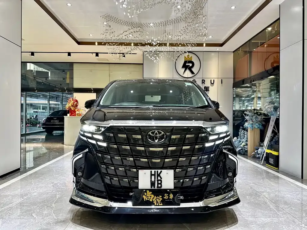 Toyota Alphard 2023 из CN, фото 9