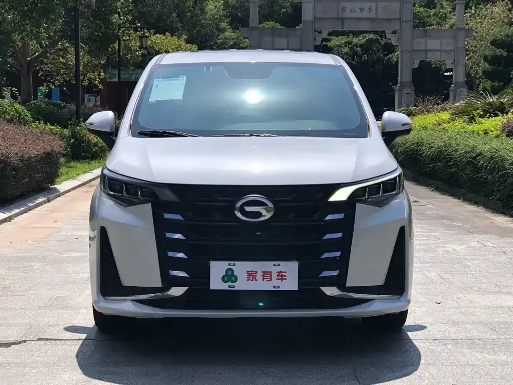 GAC Motor Trumpchi M6 — фото 6