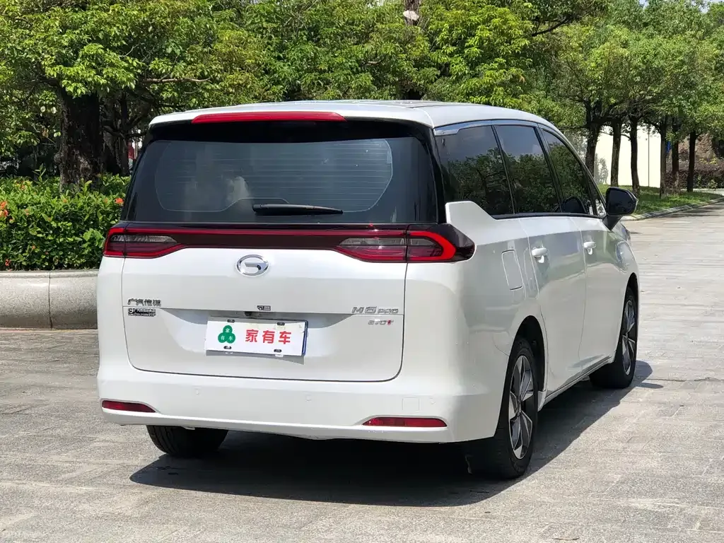 GAC Motor Trumpchi M6 — фото 8
