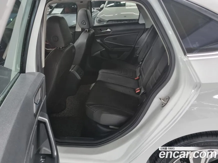 Volkswagen Jetta 2021 из KR, фото 9