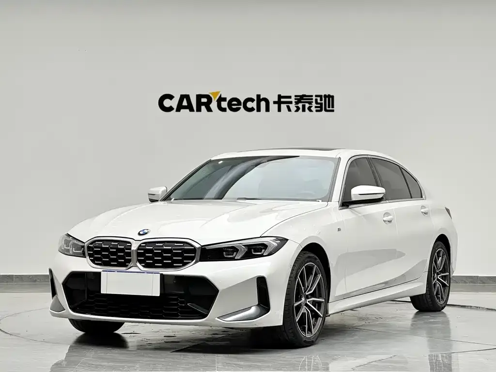 BMW 3 Series 2023 из CN, фото 1