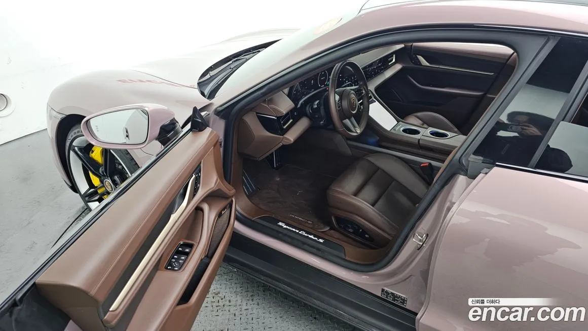 Porsche Taycan 2022 из KR, фото 9