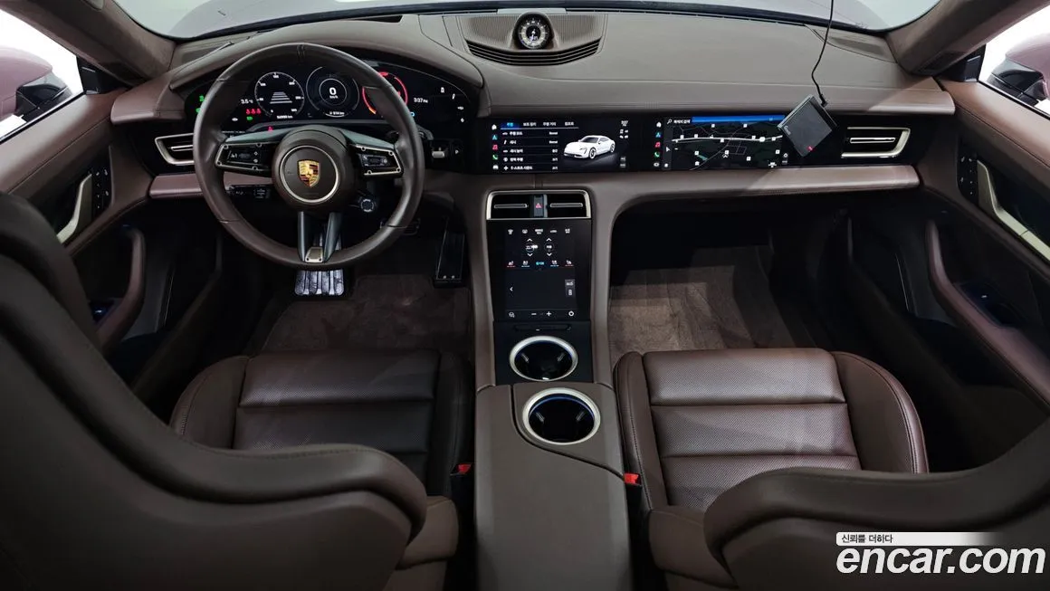 Porsche Taycan 2022 из KR, фото 10