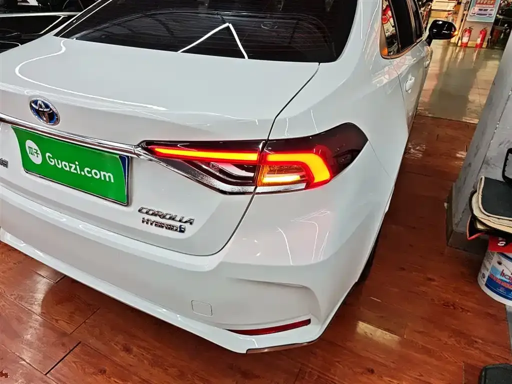 Toyota Corolla 2023 из CN, фото 2