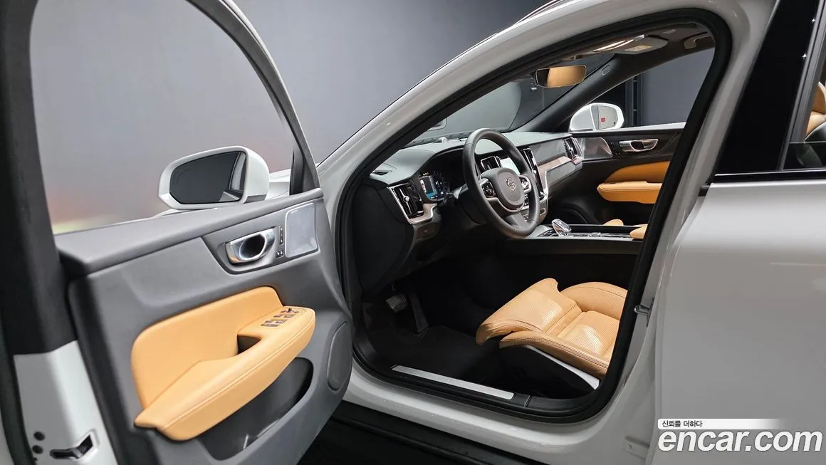 Volvo V60 2023 из KR, фото 7