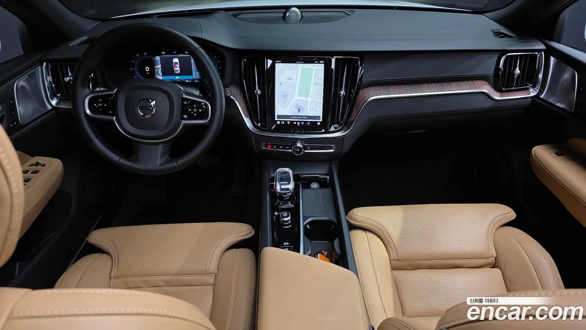 Volvo V60 2023 из KR, фото 9