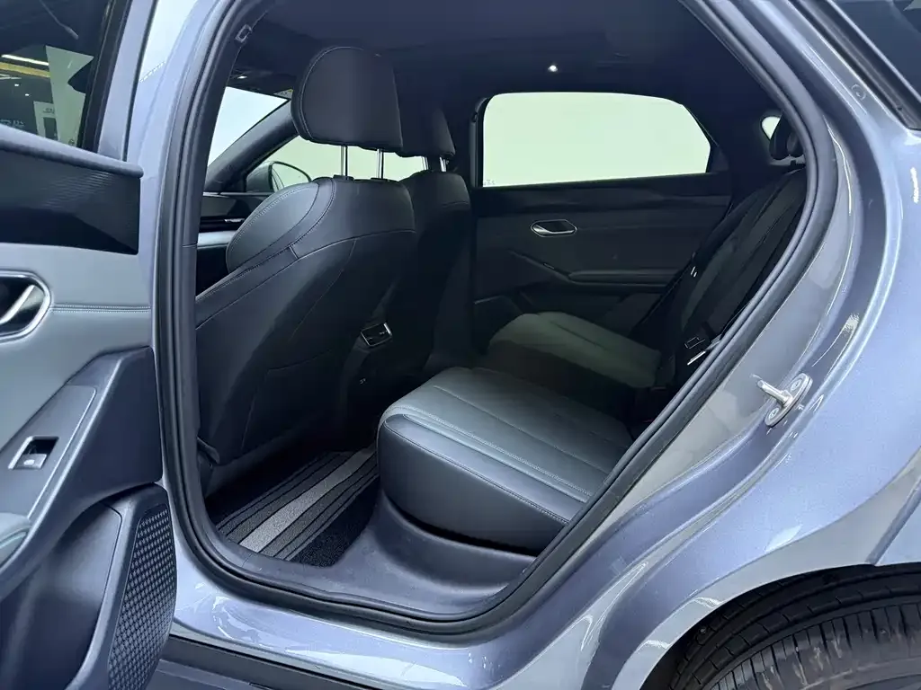 BYD Qin L 2025 из CN, фото 7