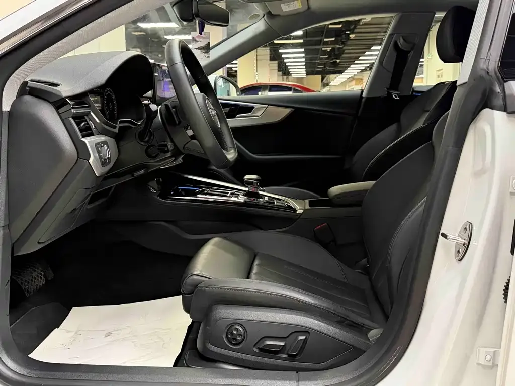 Audi A5 (Import) 2024 из CN, фото 6