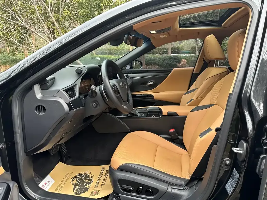 Lexus ES 2021 из CN, фото 10