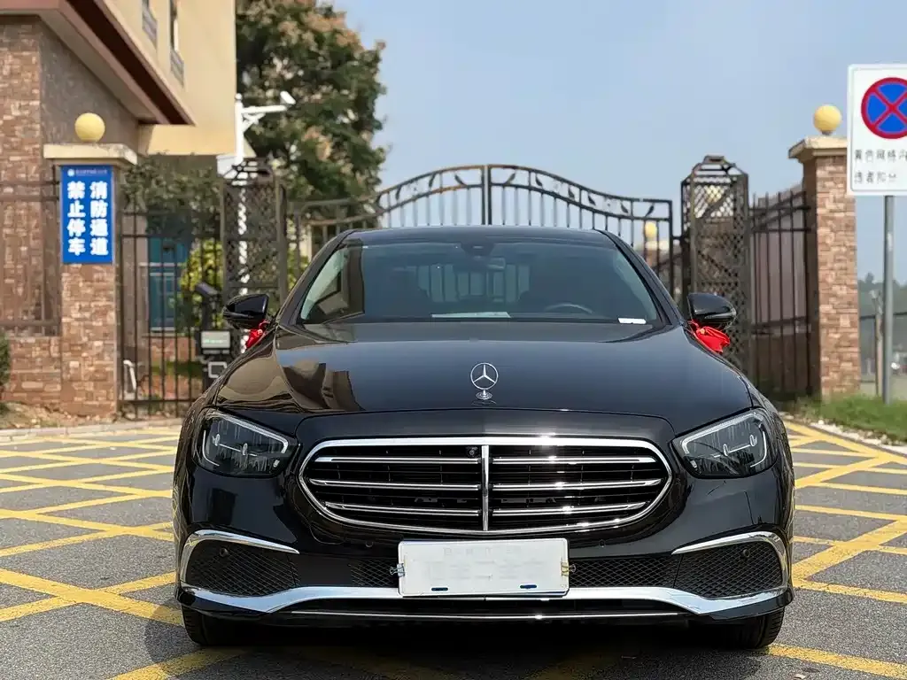 Mercedes-Benz E-Class 2023 из CN, фото 7