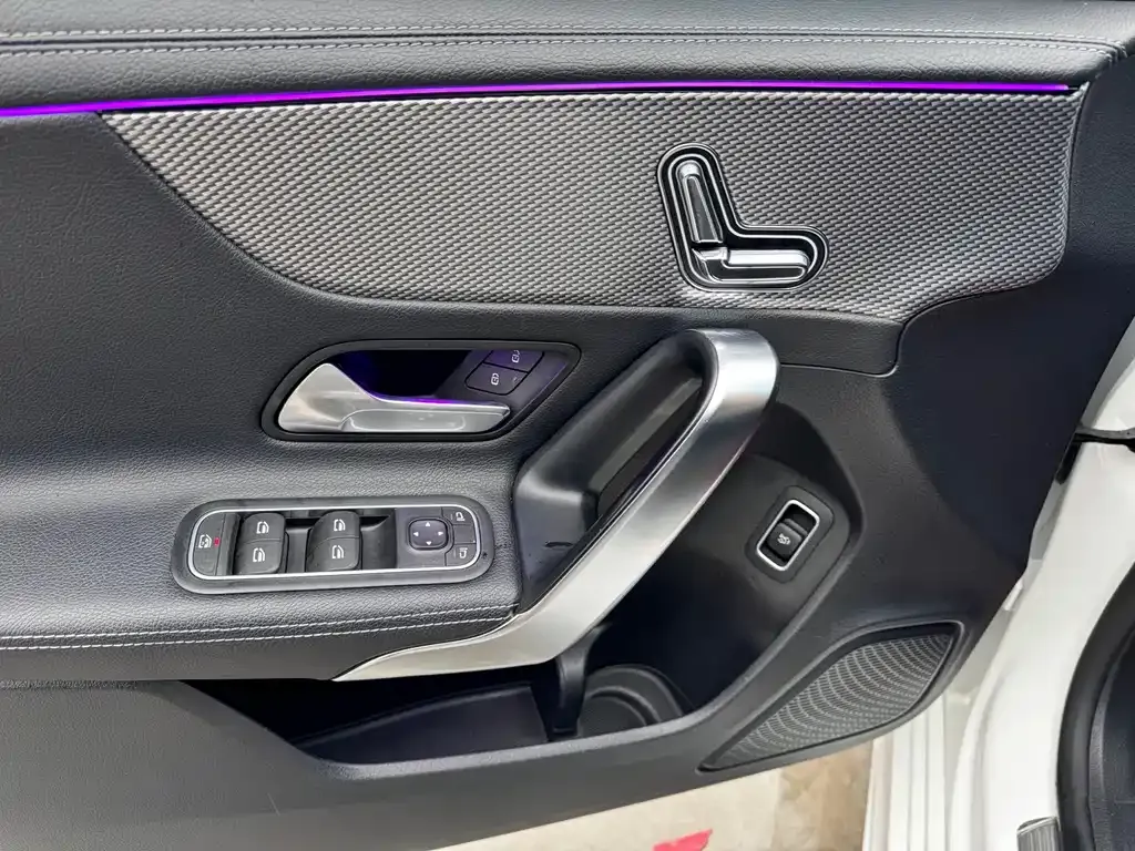 Mercedes-Benz A-Class 2022 из CN, фото 8