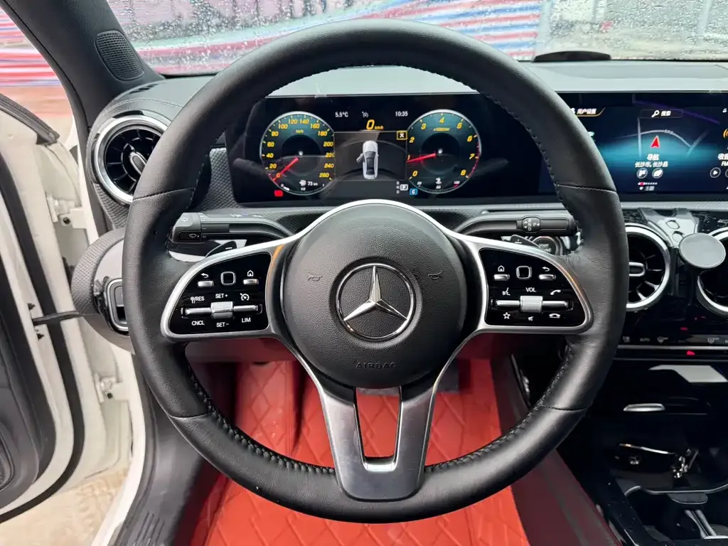 Mercedes-Benz A-Class 2022 из CN, фото 4