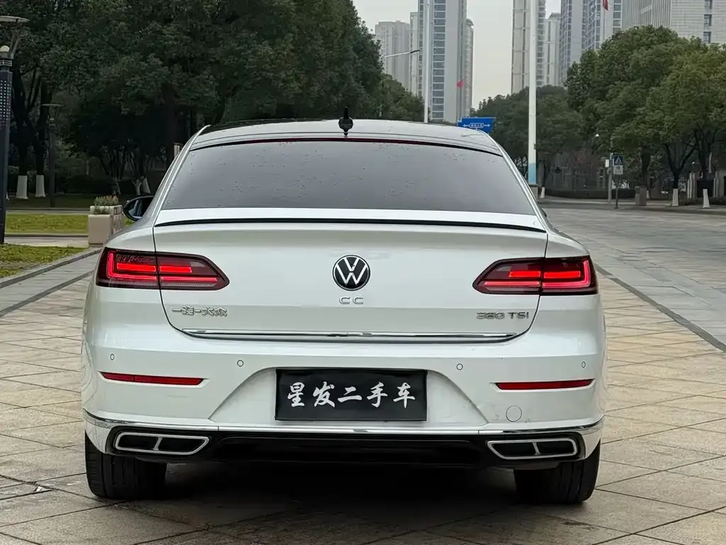 Volkswagen CC — фото 5